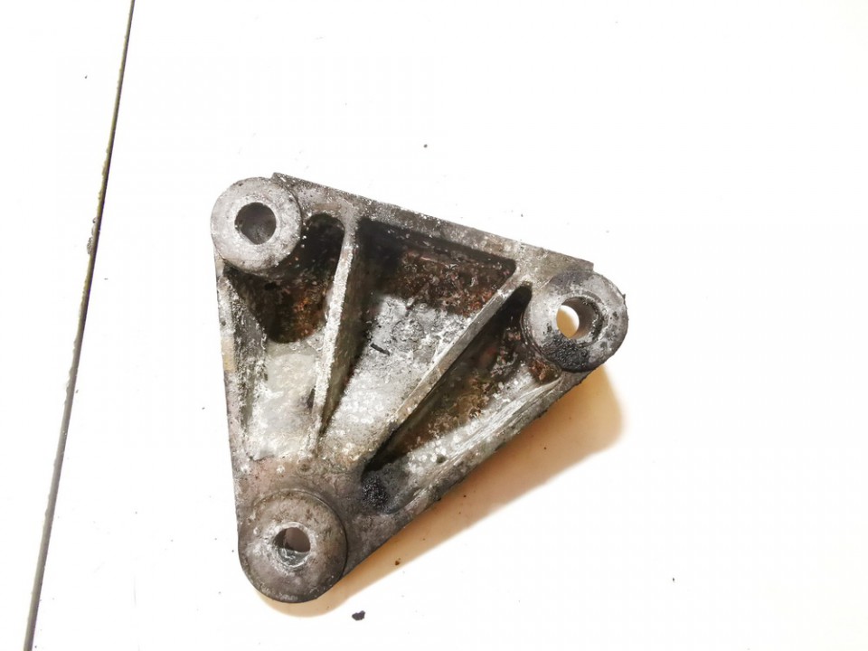 C9M1A Ford Mondeo 2002 Engine Mount Bracket and Gearbox Mount Bracket - Thumbnail 3