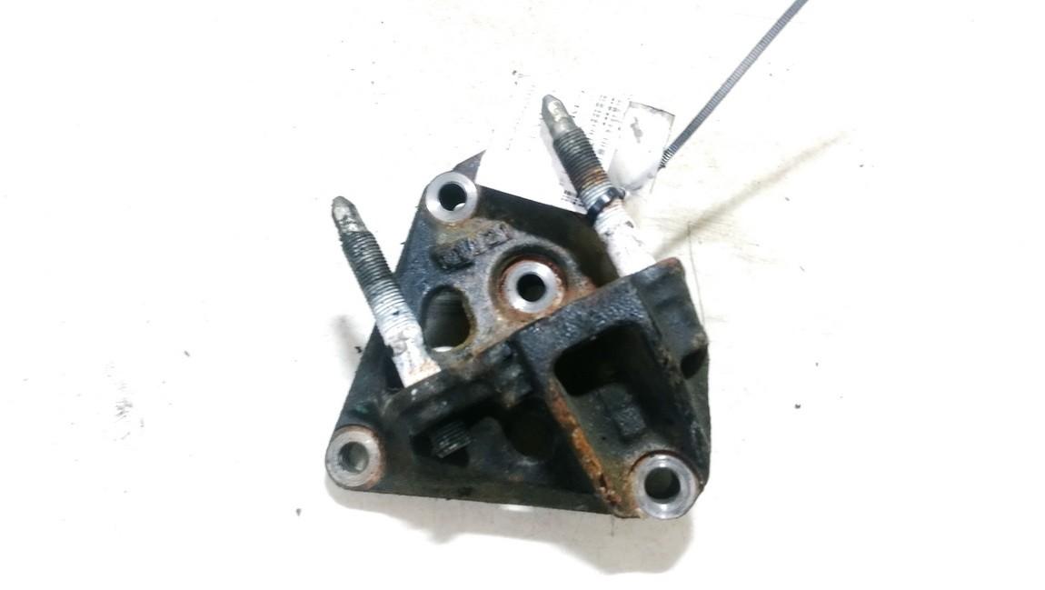 Toyota Yaris 2010 Wspornik silnika