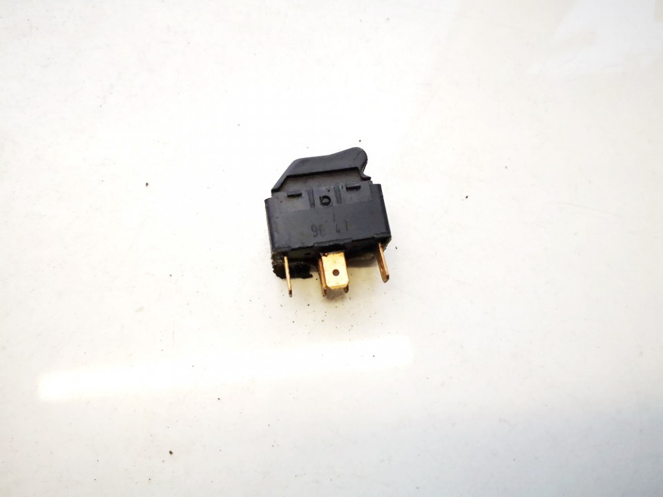 4D095985501C Audi A4 1998 Interrupteur de Lève vitre - Thumbnail 2