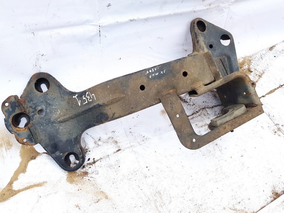 BMW X5 2004 Subframe - FRONT - Thumbnail 2
