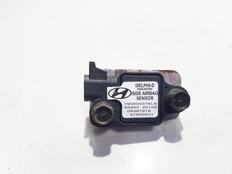 79D000376LN Hyundai Elantra 2002 Srs Airbag crash sensor