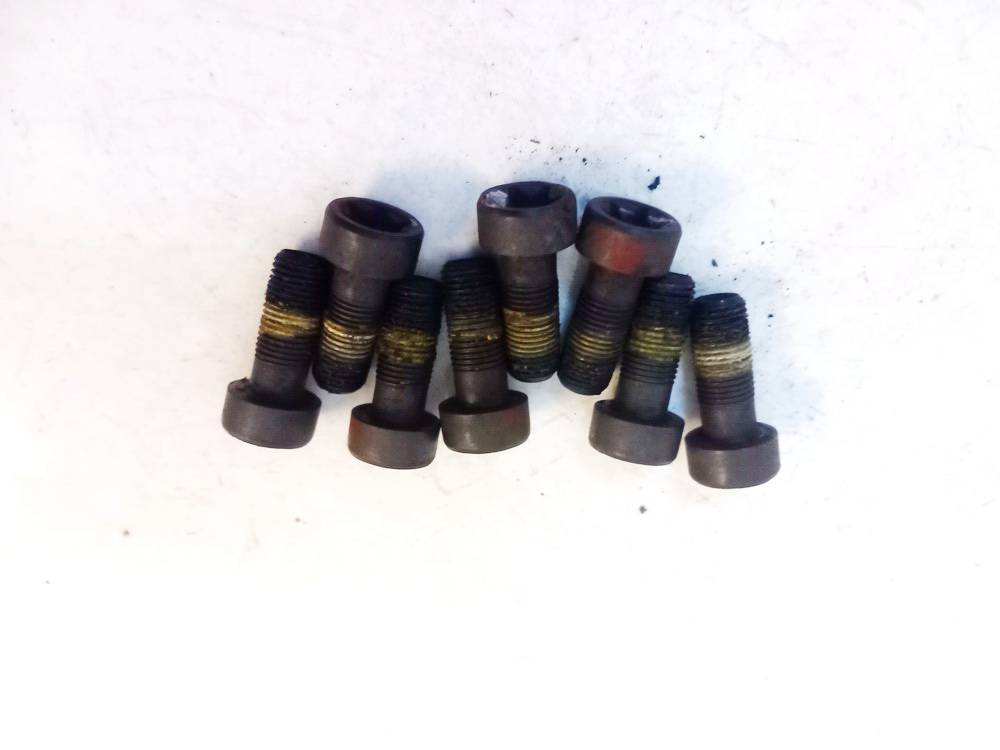 Hyundai i30 2016 Flywheel Bolt Screw