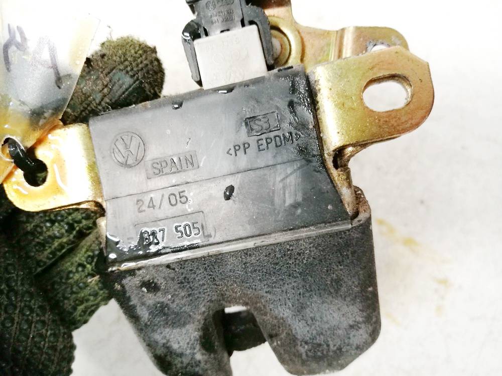 827505 Skoda Superb 2005 Takaluukun lukko - TAKANA - Thumbnail 3