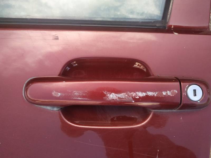 Volvo V70 1999 Duru isorine rankenele P.K.