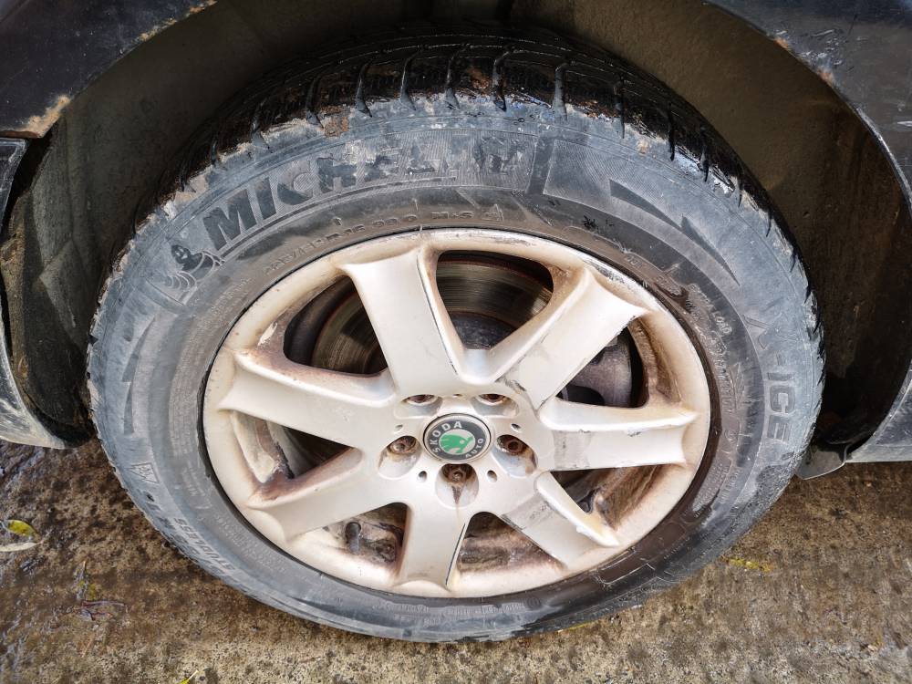 5X112 Skoda Superb 2011 Lietu ratu komplektas R16 - Thumbnail 4