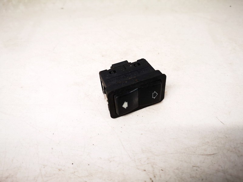 8368974 BMW 5-Series 1997 Przycisk sterowania szybą (przyciski podnoszenia szyby)