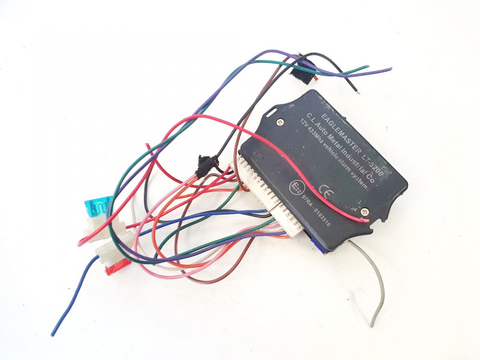 97RA0103516 Volkswagen Golf 1999 Other computers