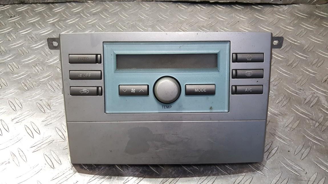 559000F030 Toyota Corolla Verso 2006 Climate Control Panel (heater control switches)