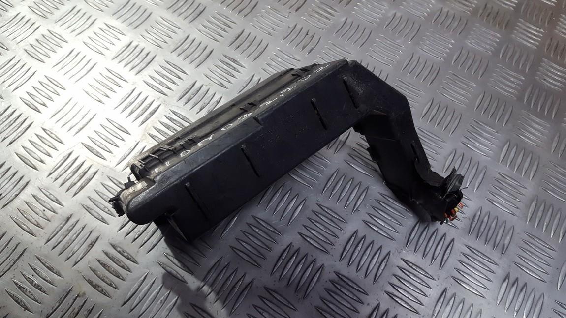 71547003 Nissan Primera 2002 Fuse box