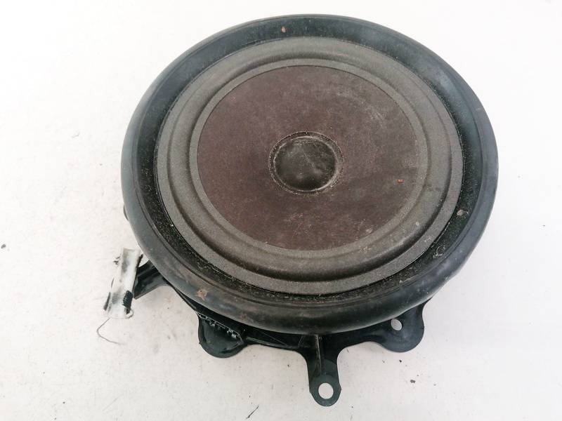 8E0035411 Audi A4 2001 Auto skaļrunis