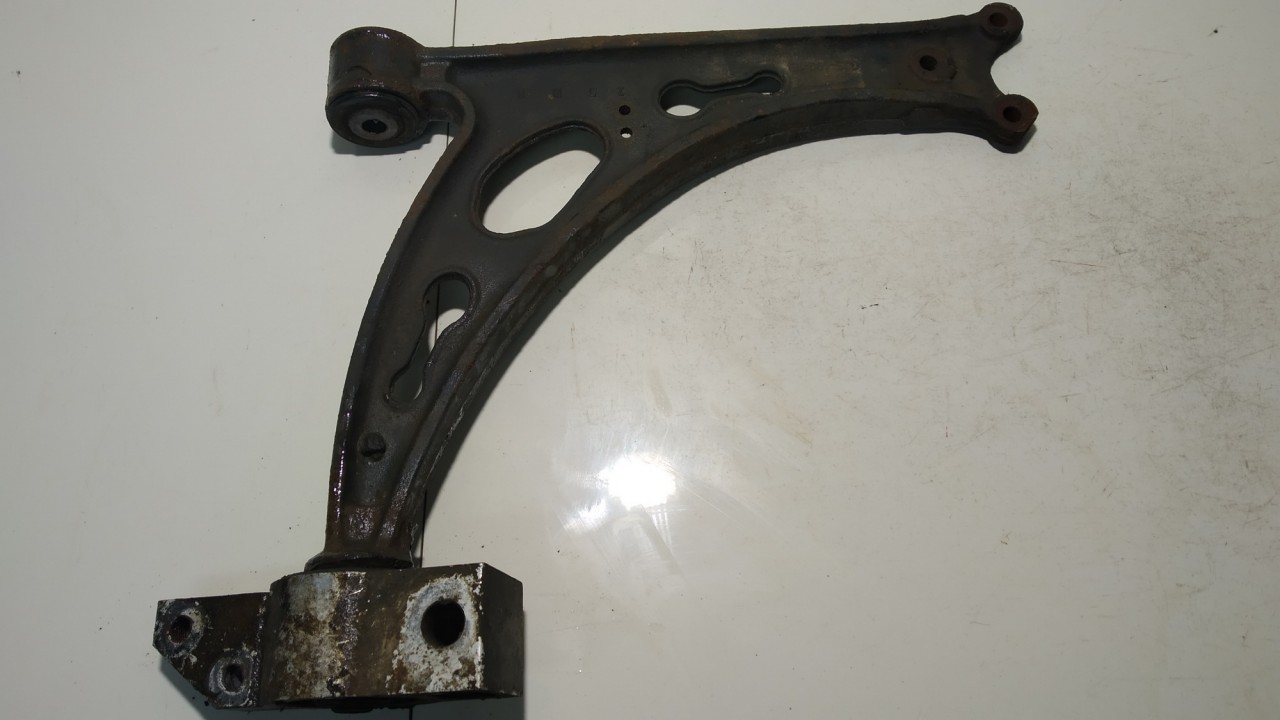 Skoda Octavia 2008 Control arm - FRONT RIGHT - Thumbnail 2