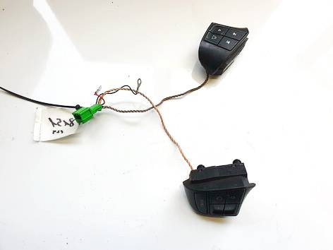 8637471 Volvo V50 2005 Holden Steering Wheel Button | EuroImpex