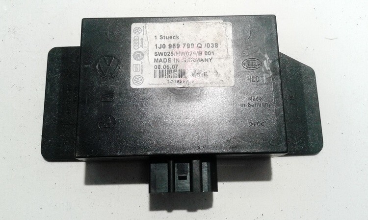 1J0959799Q/038 Volkswagen Passat 1999 General Module Comfort Relay (Unit)