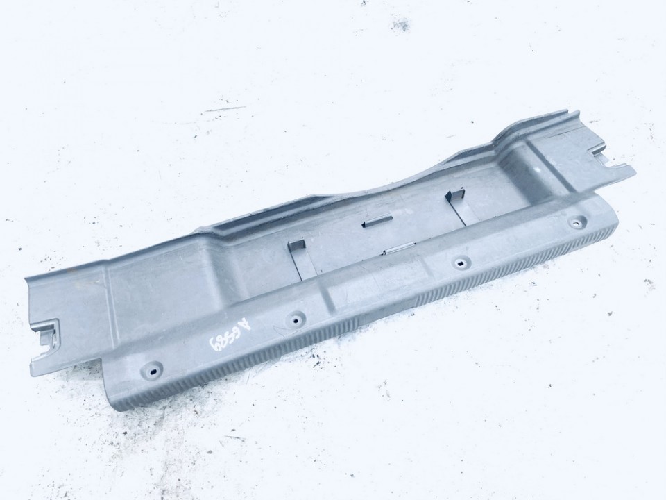 8L0863471 Audi A3 1997 Metal Boot Lip Cover