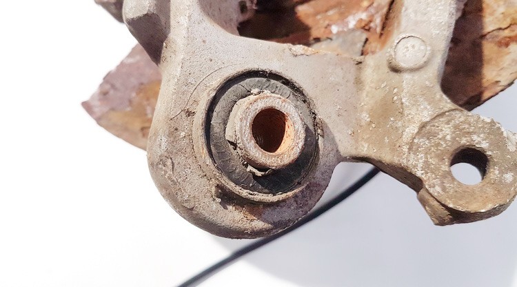 Chrysler 300C 2005 Steering Knuckle - REAR RIGHT - Thumbnail 3