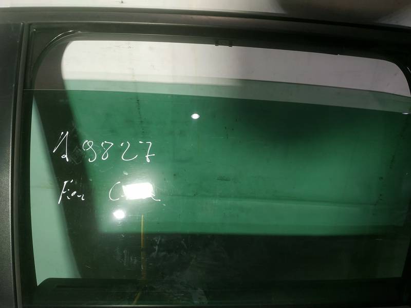 AS3 Ford C-MAX 2004 Durvju stikls - AIZMUGURE PA KREISI