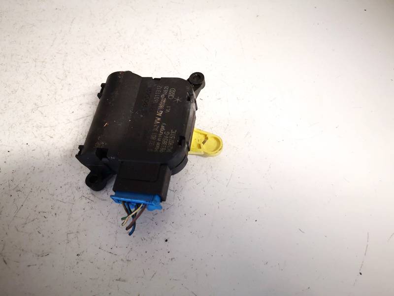 1K0907511C Volkswagen Passat 2013 Heater Vent Flap Control Actuator Motor - Thumbnail 2