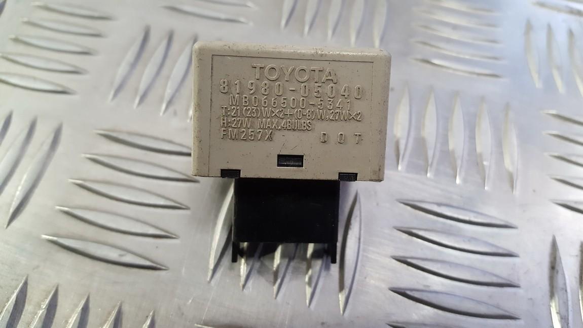 8198005040 Toyota Avensis 2004 Relay module