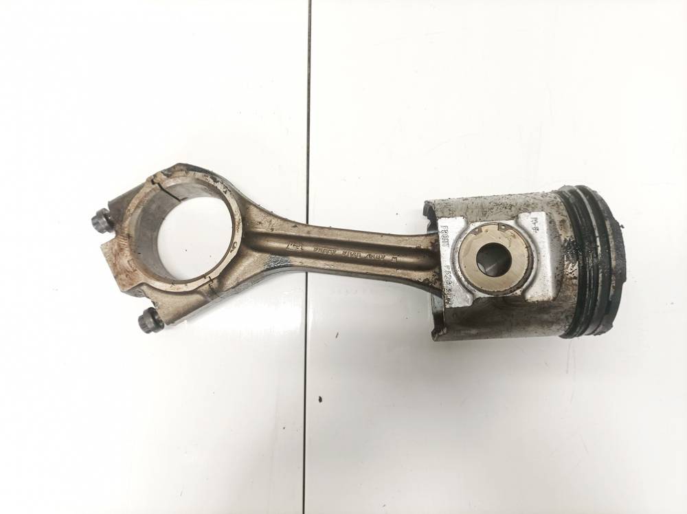 P5282H00 Truck - Renault Magnum 2001 Piston and Conrod (Connecting rod)