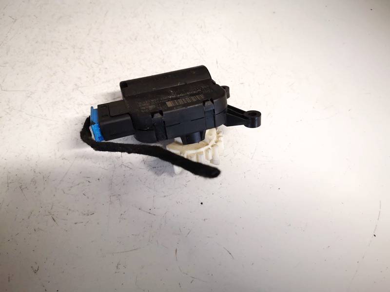 1K0907511C Volkswagen Passat 2013 Heater Vent Flap Control Actuator Motor - Thumbnail 2