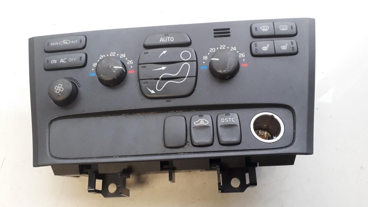7923 USED Climate Control Panel (heater control switches) Volvo V70