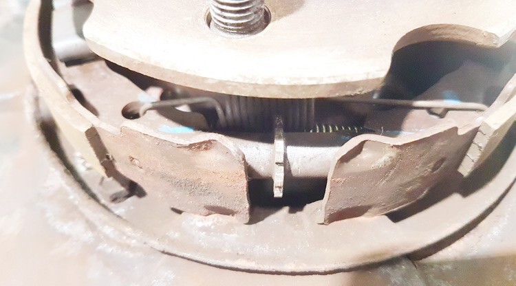 Toyota RAV-4 2008 Mechanizm hamulca ręcznego - Thumbnail 2