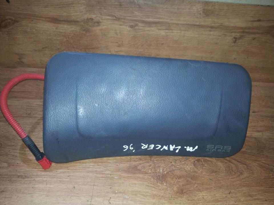 126005831 Mitsubishi Lancer 1996 Passenger Dash Airbag