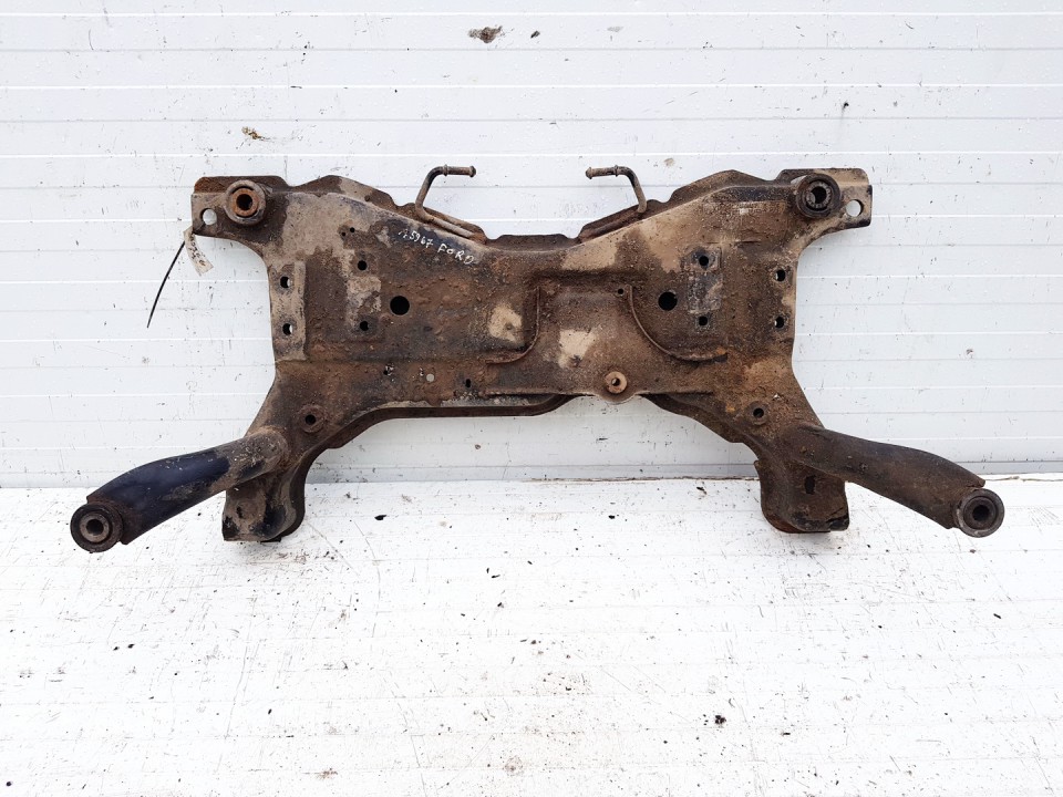 Ford C-MAX 2004 Belka silnika - PRZEDNIE