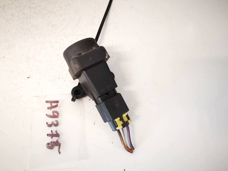 7790538 Alfa-Romeo 159 2007 Inertia fuel cut off switch (FUEL CUT OFF SWITCH) - Thumbnail 2