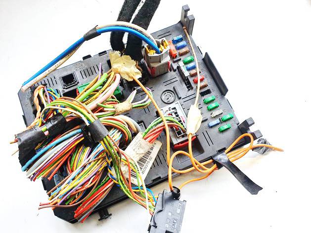 216761594 Citroen C5 2005 Saugikliu deze