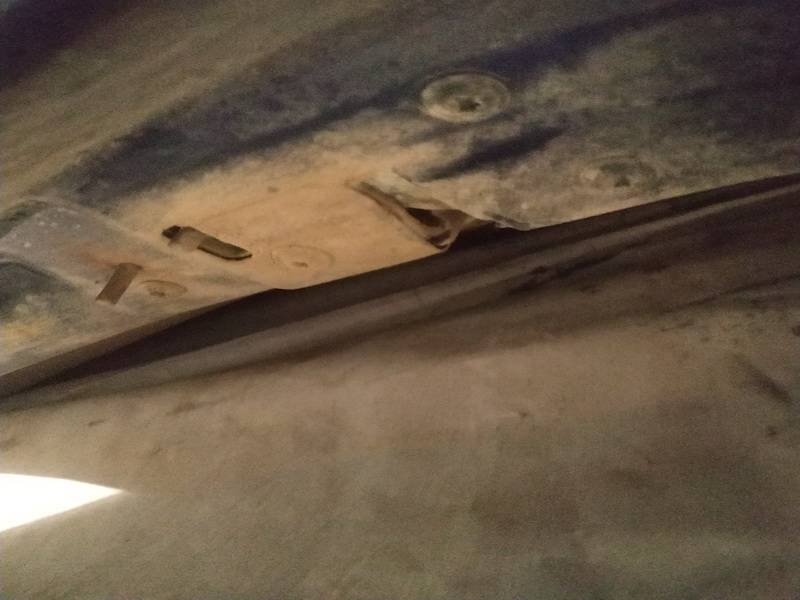 Chrysler Voyager 2002 Zamek drzwi - TYLNE LEWE