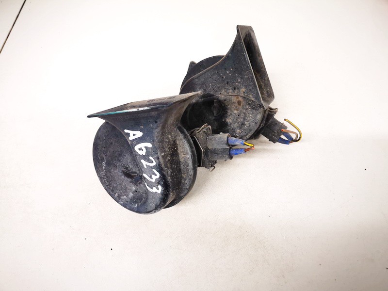 E20092018 Audi A4 1995 Horn Siren