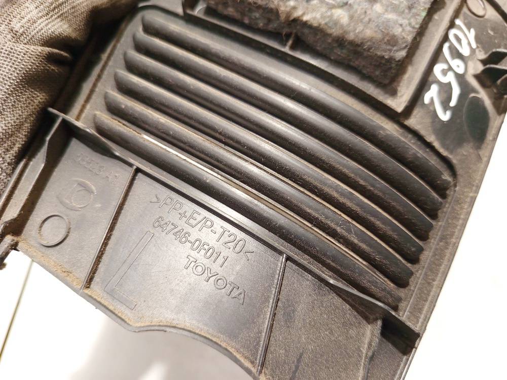 647460F011 Toyota Corolla Verso 2005 Salono apdaila (plastmases) - Thumbnail 3