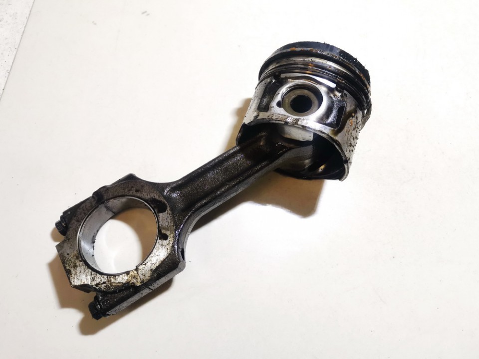 Audi A4 1998 Piston and Conrod (Connecting rod)