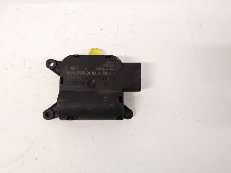 1K2907511C Volkswagen Passat 2006 Heater Vent Flap Control Actuator Motor - Thumbnail 2