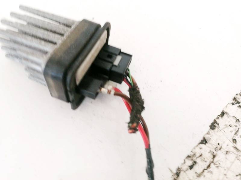 52488536 USED Heater Resistor (Heater Blower Motor Resistor) Opel