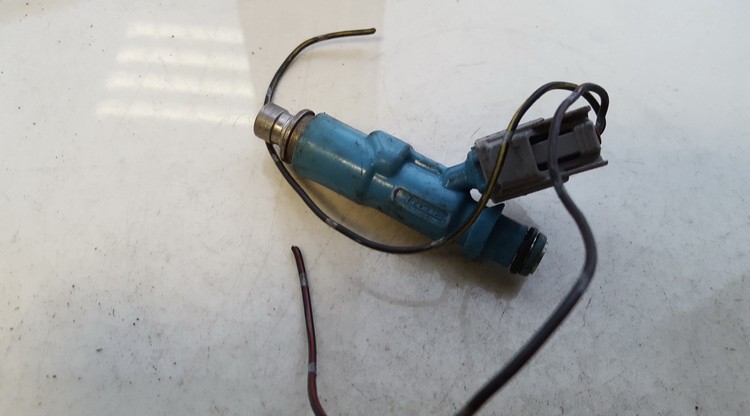 2325023020 Nissan Almera 2002 Injecteur