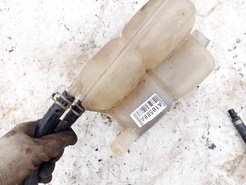 3M5H8K218AH Volvo V50 2005 Expansion Tank coolant (RADIATOR EXPANSION TANK BOTTLE ) - Thumbnail 2