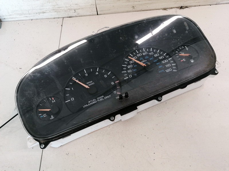 TN2574102230 Plymouth Grand Voyager 1998 Speedometers - Cockpit - Speedo Clocks Instrument