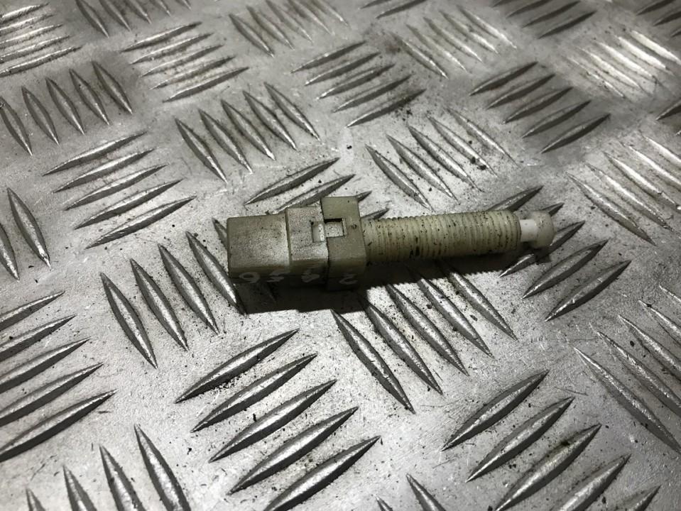 01512J Audi 100 1986 Czujnik świateł hamulca (przekaźnik-klakson)