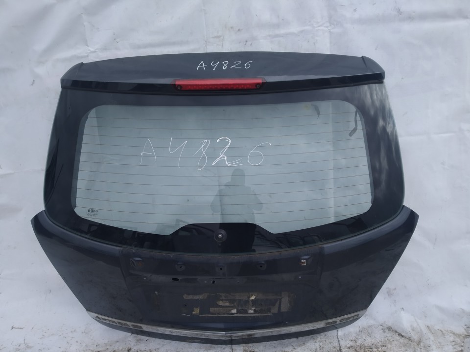 PILKA Opel Antara 2008 Aizmugurējais vāks (pārsegs) - AIZMUGURE