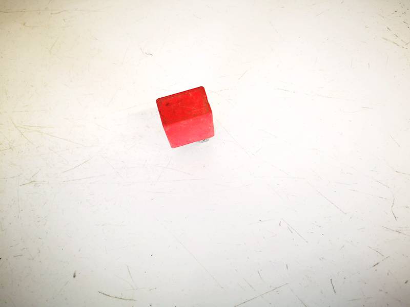 46520412 Alfa-Romeo 147 2004 RELÉ PARA AUTOMÓVIL