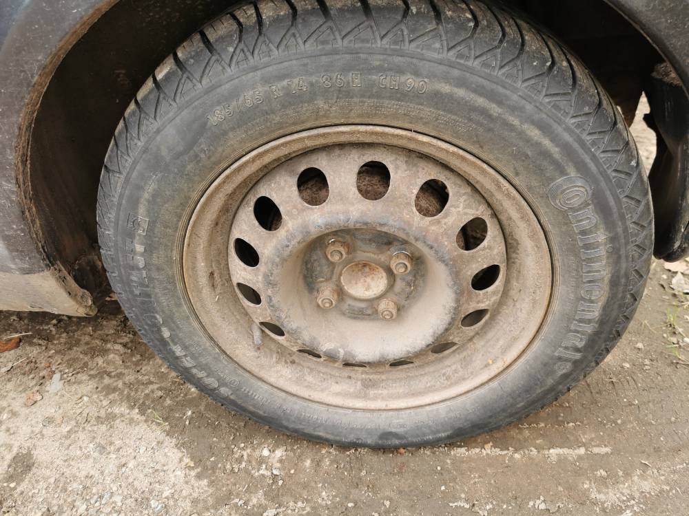 4X100 Toyota Yaris 1999 Tin ring set R14 - Thumbnail 2