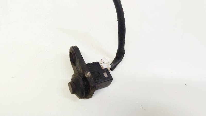 935601M500 Kia Sportage 2011 door contacts left