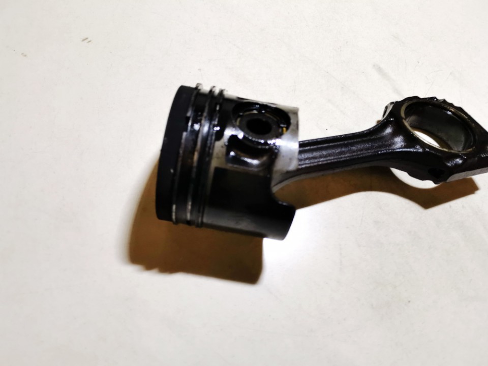 028H Audi A4 1996 Piston and Conrod (Connecting rod) - Thumbnail 2