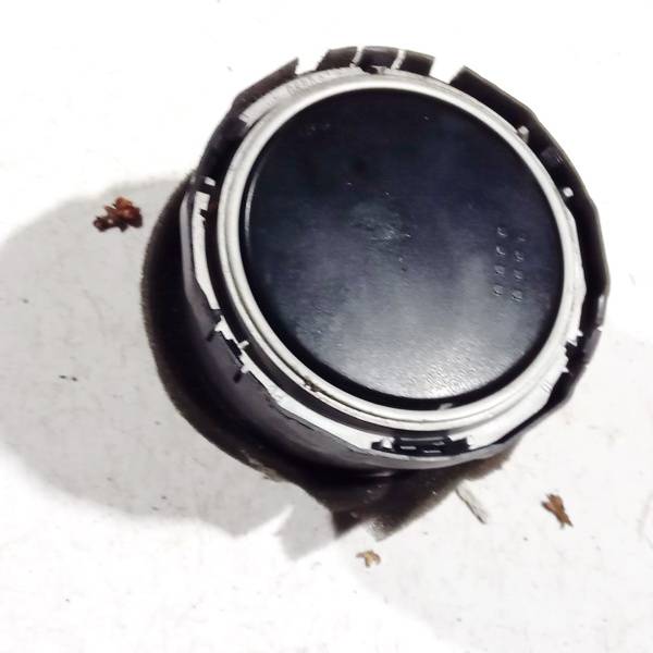 JC359131 Mitsubishi Colt 2004 Salono oro groteles