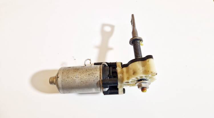 8582033020 Lexus RX - CLASS 2008 Seat Motor Regulator - FRONT RIGHT - Thumbnail 2