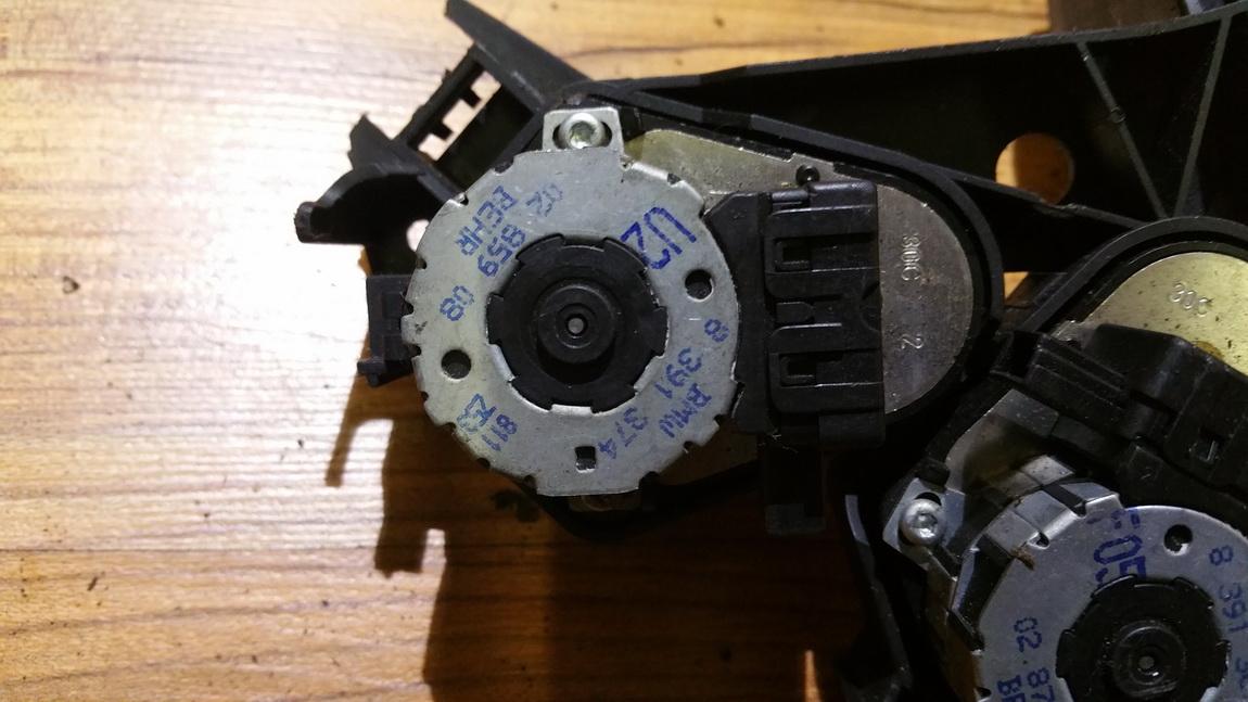 8391374 BMW 3-Series 1996 Heater Vent Flap Control Actuator Motor