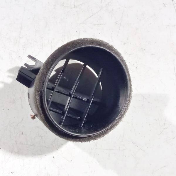 05506000 Mitsubishi Colt 2004 Dash Vent (Air Vent Grille) - Thumbnail 2