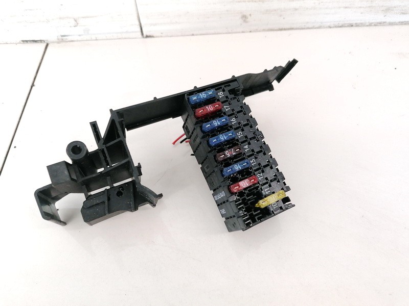 0015458401 Mercedes-Benz E-CLASS 1997 Fuse box